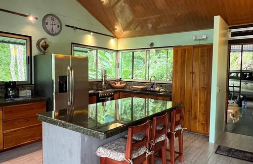 Playón Casa | Cacao Forest Treetop Cottage w/ AC – 15 min to Beach & Town – Puntarenas