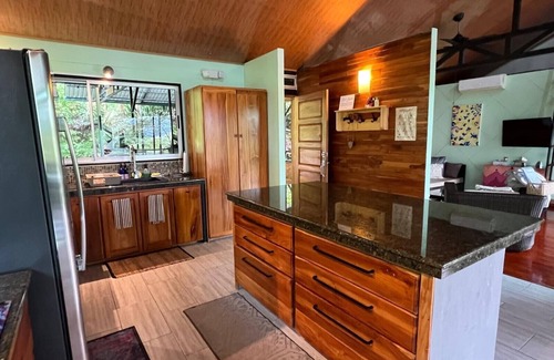 Playón Casa | Cacao Forest Treetop Cottage w/ AC – 15 min to Beach & Town – Puntarenas