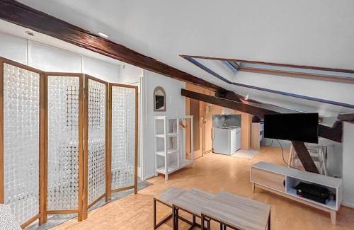 Chalons-en-Champagne Apartamento | Cachette Champenoise - Downtown, Wifi , 2 pers
