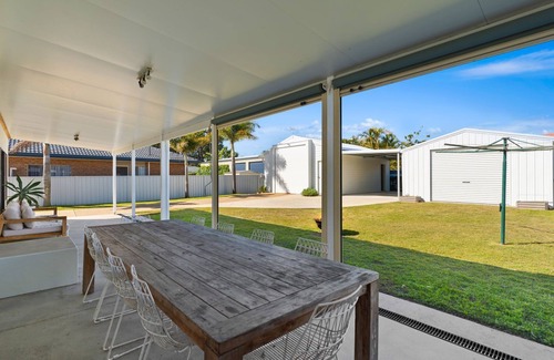 Iluka Casa | Cactus Club a popular family holiday destination.