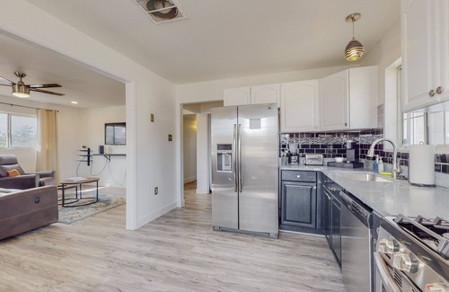 Northeast Heights Casa | Cactus Hills, Mountain View and Hiking Nearby