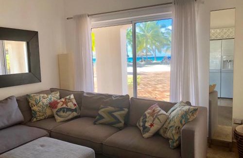 Dominicus Apartamento | Cadaques Caribe 2BR Apt Free Wifi and Parking