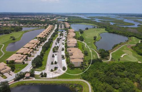 Braden River Casa | Caddy's Corner! Golf Course Views! Located in River Strand Golf & Country Club