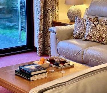 Dolgellau Casa | Caer Dderwen Oak Field family home in Dolgellau