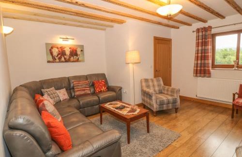 Dinas Casa | Caer Moel