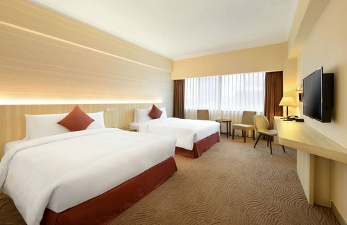 Zhongzheng Hotel | Caesar Park Hotel Taipei