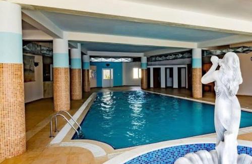 Politiko Apartamento | Caesar Resort Spa Long Beach
