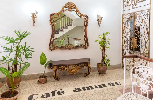 Old Havana Hotel | Café Amargo VIP