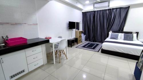 Kampung Telaga Nibong Apartamento | Cahaya Qaira Homestay @ D'Perdana Kota Bharu