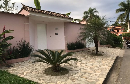 Ponte Branca Casa | Caiçara House in Paraty-RJ