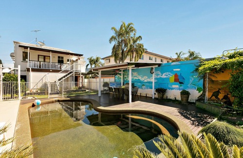 Parramatta Park Casa | Cairns Central Walking Distance Entire Ground Floor House