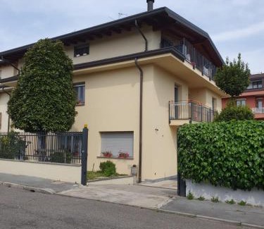 Novate Milanese Apartamento | cairoli7novate-mansarda