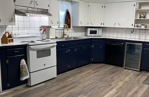 Breaux Bridge Casa | Cajun Rose Breaux Bridge