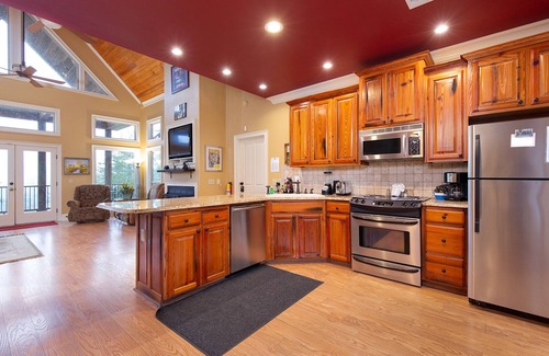 Pittman Center Cabina | Cajun Spice