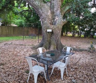 Downtown Casa | Cajun Stays-Cajun Home II- Entire House