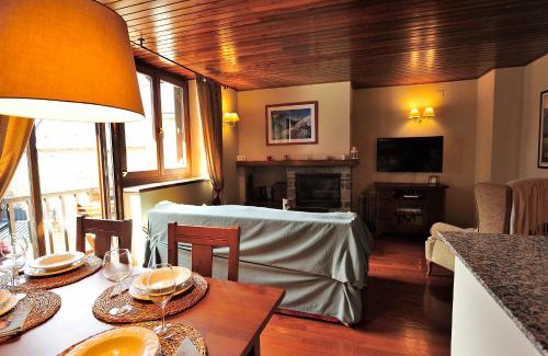 Garos Apartamento | Cal Berg, Acogedor apartamento en Garòs cerca de Baqueira by Eth Flòc