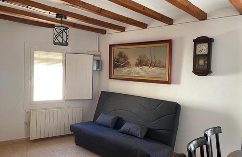 Castellfollit de Riubregos Casa | Cal cap xic