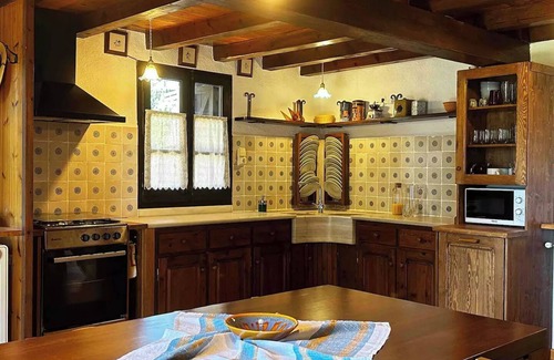 Toses Cabaña | CAL PETIT acogedora casa de alta montaña renovada