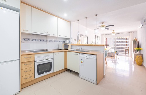 Villajoyosa Apartamento | Cala Esmeralda 6-F Apartment Playa La Cala Beach