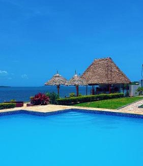 Fumba Complejo | Calamari Beach Resort