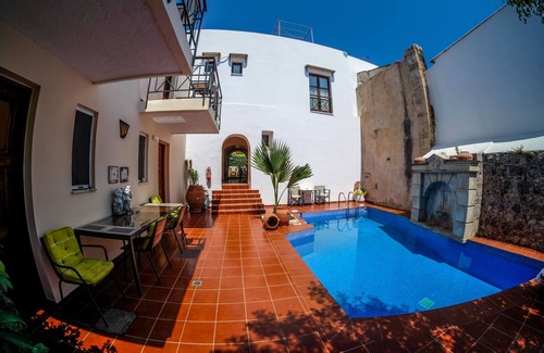 Atsipópoulon Apartamento | Apartamento LATO lleno de color, vista a la piscina, cerca de Rethymno, Creta