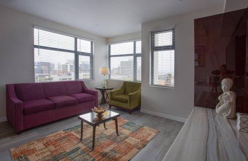 Bankers Hill Apartamento | Cali King Size One Bedroom Luxurious Suite in DTSD