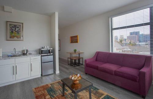 Bankers Hill Apartamento | Cali King Size One Bedroom Luxurious Suite in DTSD