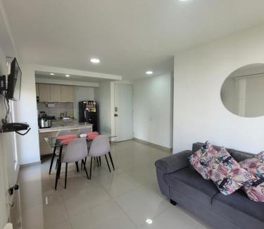 Cali Apartamento | Cali Piso 3-03 Sector Sur Valle Del Lili Amplio Apartamento