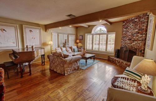 Old Towne Casa | "California Dreamin'