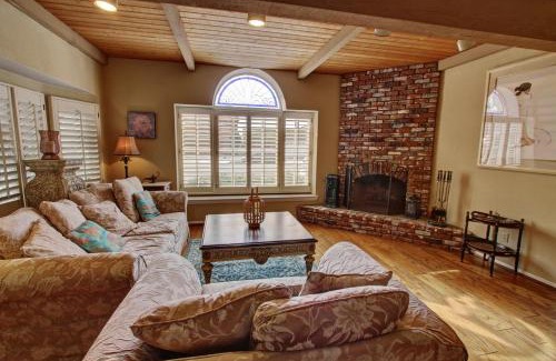 Old Towne Casa | "California Dreamin'
