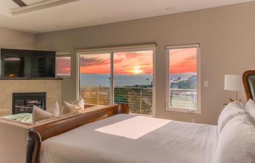 La Jolla Mesa Casa | California Dreamin Your Ocean-View Sanctuary