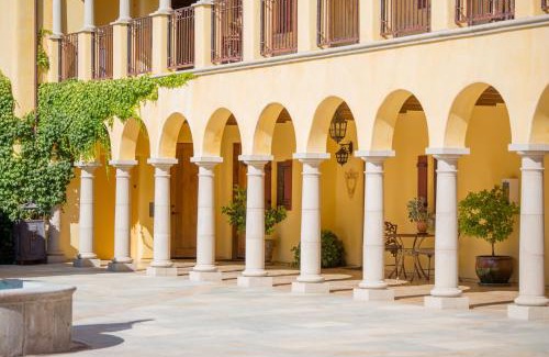 Paso Robles Cama Y Desayuno | CaliPaso Winery & Villa