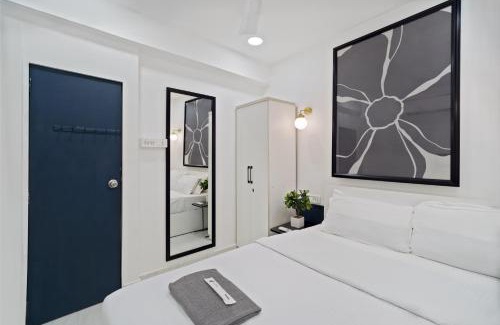 Pali Hill Apartamento | Calisto 2BHK Khar W by The Bombay Home Company