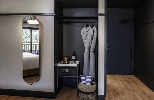 Calistoga Hotel | Calistoga Motor Lodge & Spa, a JdV by Hyatt Hotel