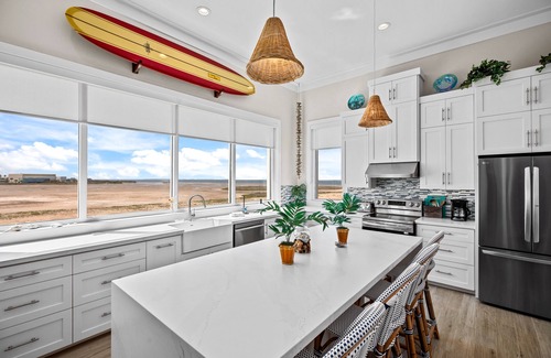 The Shores Casa | Call Me The Breeze Brand new custom beach house within The Shores