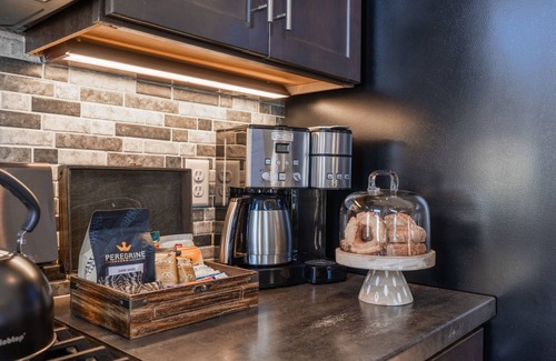 Westcliffe Cabina | Call of The Wild. Luxury mountain setting, sleeps 6.