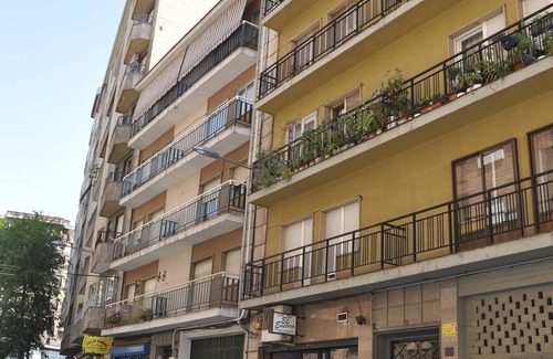 Garrido Sur Apartamento | Calle Guerrilleros, entre el centro histórico y la zona del Corte Inglès
