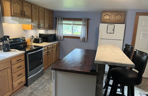 West Oneonta Casa | Callie's Place - 1 mile to ASV - 3 bdrm/2 bath, open deck, large yard