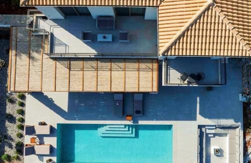 Evgiros Villa | Calliste Villa