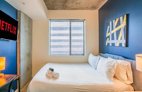 Evans Churchill Apartamento | Calm 2BD - Central DT - Gym, Pool, Parking - Sleep 8