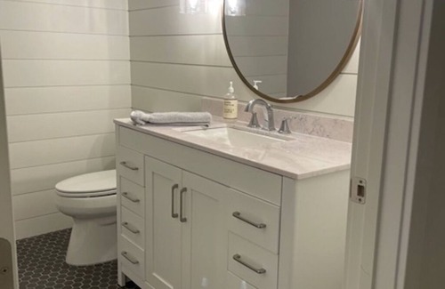 Pickerel Casa | Calm Bay Cottage