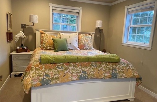 Pickerel Casa | Calm Bay Cottage