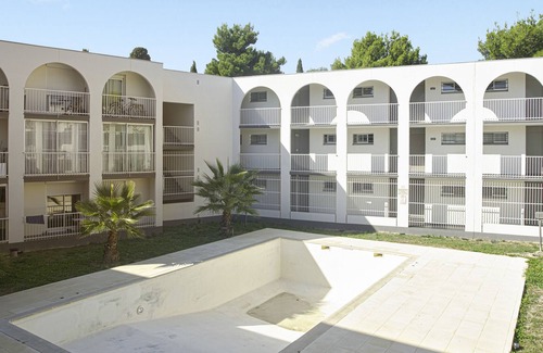 Alco Apartamento | Calm flat with loggia and pool 10 min to Montpellier centre - Welkeys