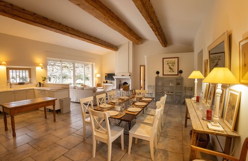 Buoux Casa | Encanto Independiente Stony Casa con piscina y vistas a la montaña