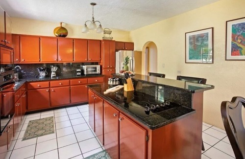 Caret Bay Casa | Calm, Peaceful and Relaxing. Work Remotely with fast WiFi . Stand-by Generator.