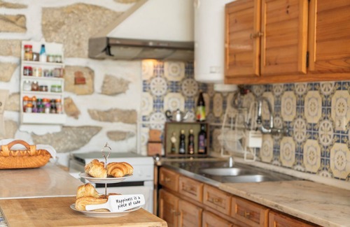 Aldoar Foz do Douro e Nevogilde Casa | Calm, relaxing private and detached house close the sea in Porto.
