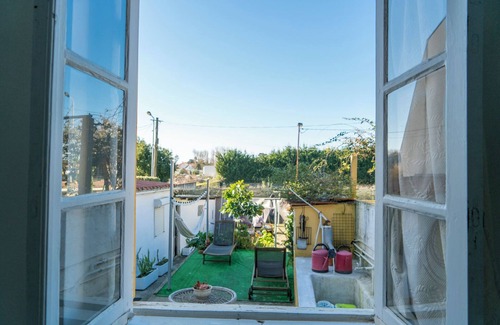Aldoar Foz do Douro e Nevogilde Casa | Calm, relaxing private and detached house close the sea in Porto.