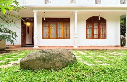 Harispattuwa Apartamento | Calm Villa Kandy