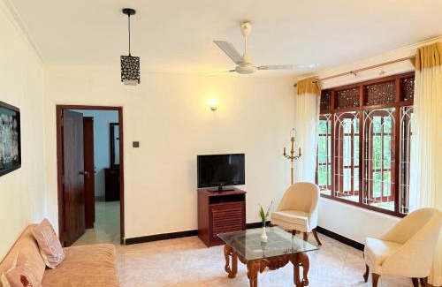 Harispattuwa Apartamento | Calm Villa Kandy