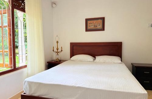 Harispattuwa Apartamento | Calm Villa Kandy